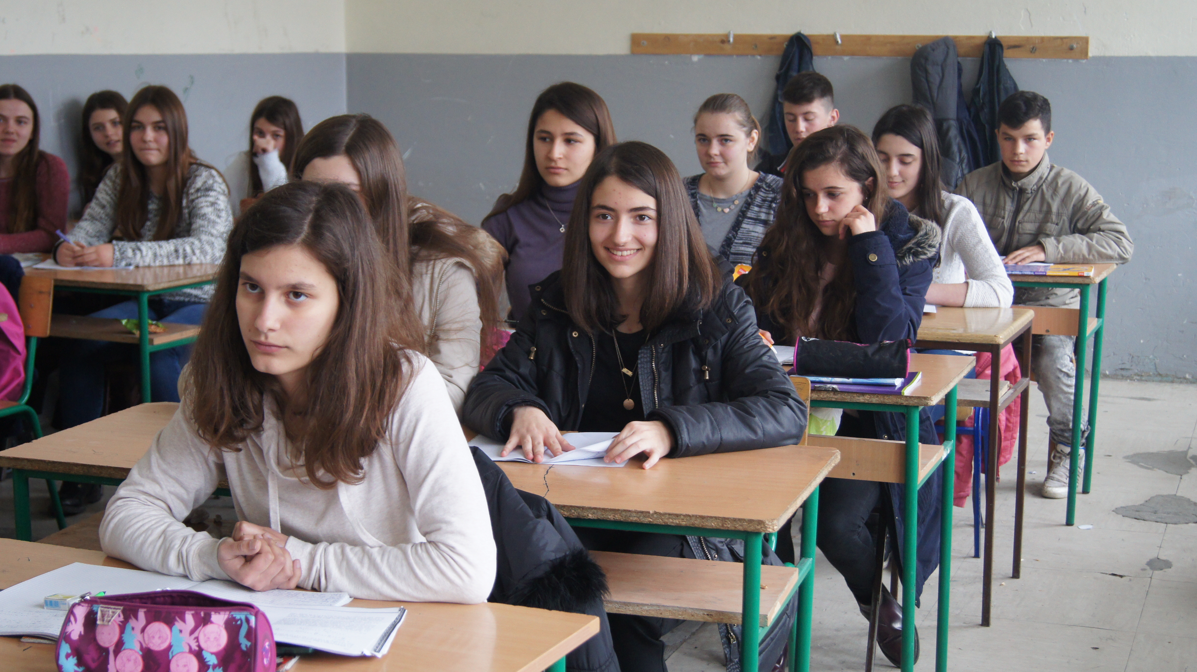 (Ne)rešivi problemi udžbenika: Učenici u školi u Preševu